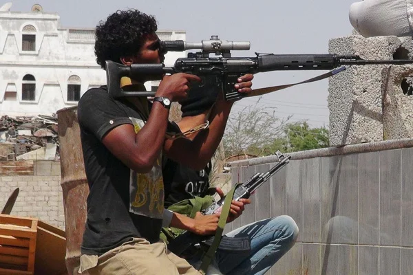 Yemen'de çatışmalar yeniden şiddetlendi