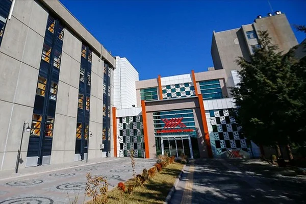 YÖK üniversitelerden Ar-Ge faaliyetleri için görüş istedi