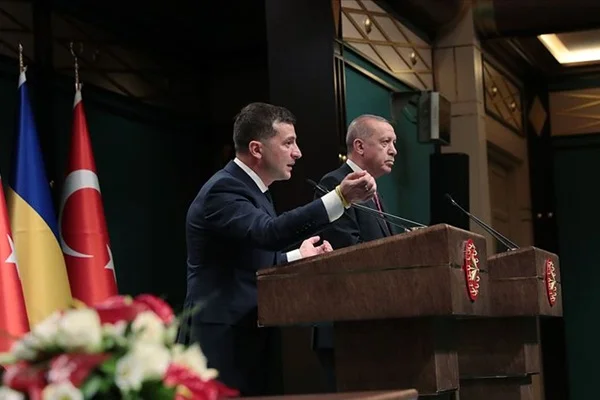 Zelenskiy: Türk iş dünyasını Ukrayna'ya davet ediyorum