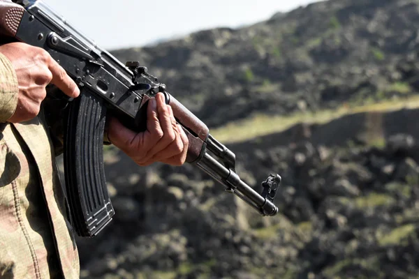 Ağrı'da gri listedeki terörist öldürüldü