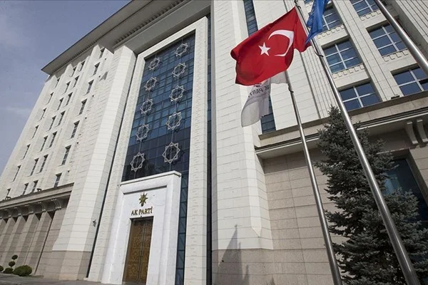 AK Parti yargı paketi taslağını MHP ile paylaştı