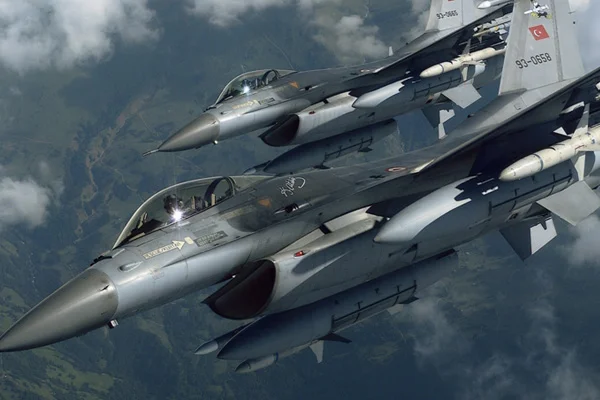 Bakanlık duyurdu: F-16'lar Fırat'ın doğusunda