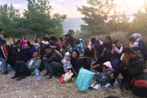Balıkesir'de 48 düzensiz göçmen yakalandı