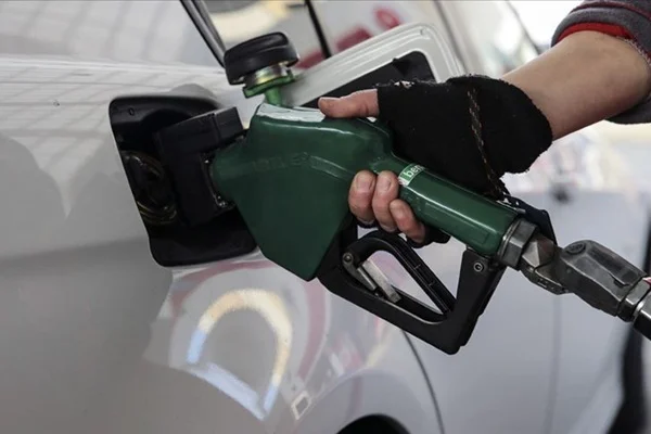 Benzine 26 kuruş indirim