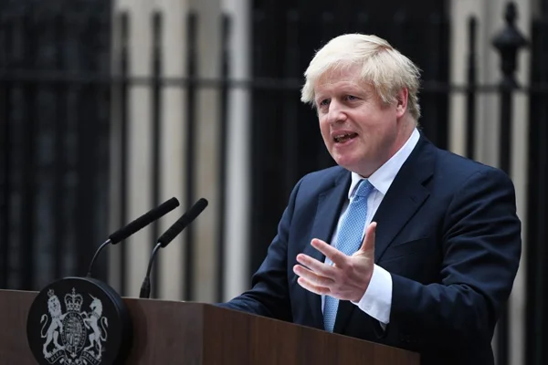 Boris Johnson: Brexit'i ertelemektense bir çukurda ölmeyi tercih ederim