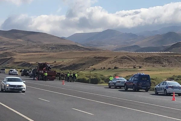Erzurum'da katliam gibi kaza: 5 ölü