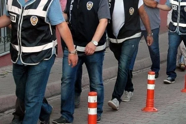 FETÖ'nün TSK yapılanmasına dev operasyon