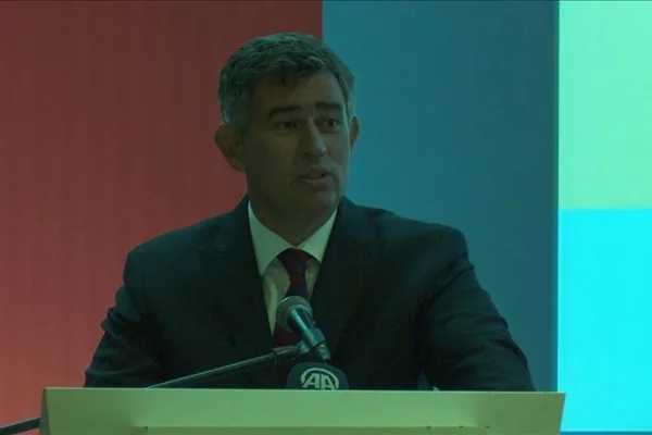 Feyzioğlu: Vatan söz konusuysa gerisi teferruattır