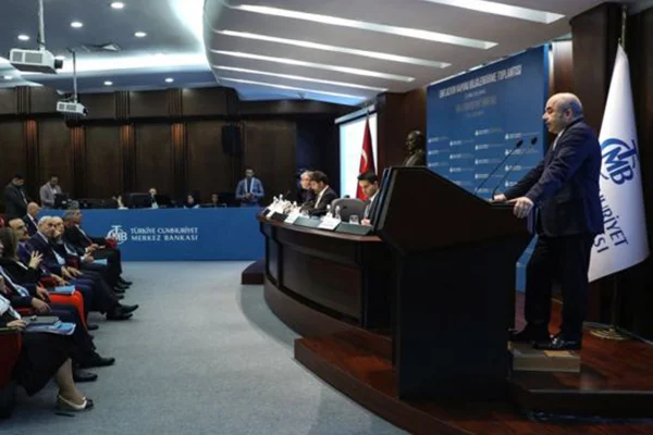 Gözler perşembe günü yapılacak toplantıda: Merkez Bankası faizi düşürecek mi?