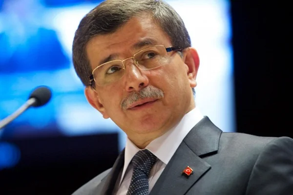 İhracı istenen Davutoğlu ve ekibinden yeni adım