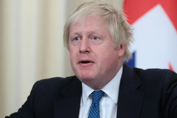 İngiltere Başbakanı Johnson, Katar Emiri Sani ile görüştü