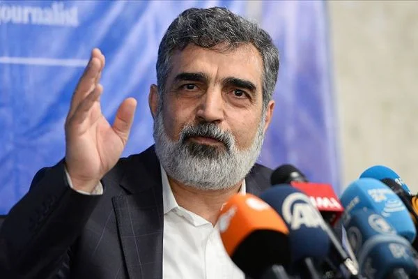 İran uranyum zenginleştirme için gelişmiş santrifüjler kullanmaya başlıyor