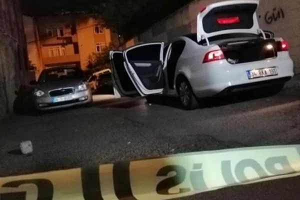 İstanbul'da polisle şüpheliler arasında çatışma