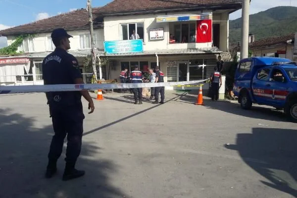 İşten çıkarılmasına neden olan kişiyi vurdu