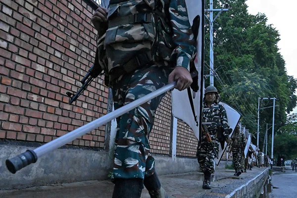 Keşmir'in ardından Assam: Kuzey Hindistan'da sular ısınıyor