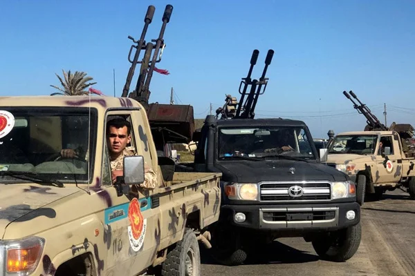 Libya meşru hükümeti: BAE Sirte'yi vurdu