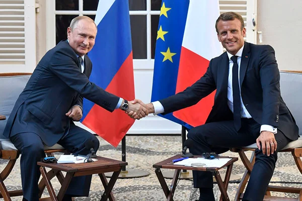 Macron'un 'u' dönüşü! Fransa neden Rusya ile yakınlaşıyor