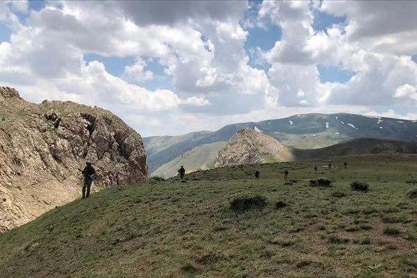 Mardin'de terör saldırısı: 1 polis şehit, 1 güvenlik korucusu yaralı