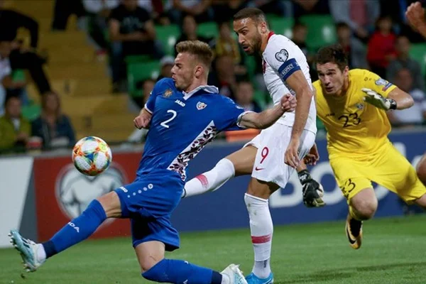 Milliler Moldova'da farklı kazandı