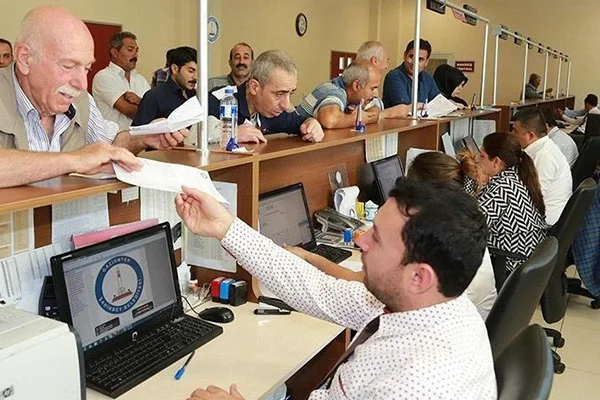 Milyonları ilgilendiriyor! Kamuda yeni dönem bugün başladı