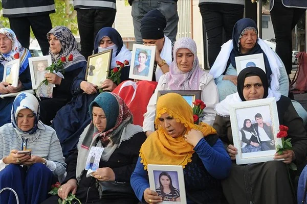 'Oğlumu HDP bürosunda kandırarak PKK'ya gönderdiler'