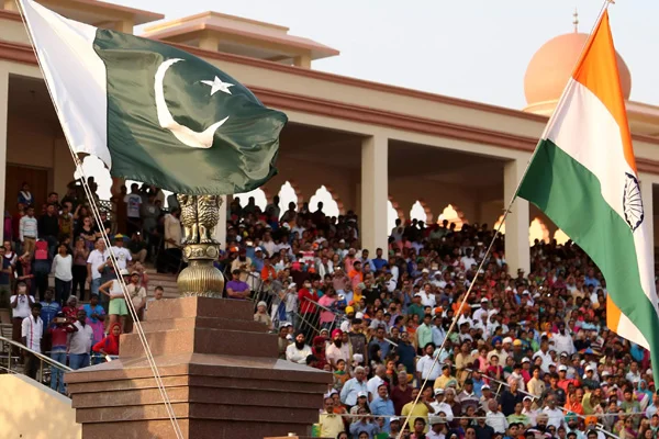 Pakistan'dan Hindistan ile görüşmeme kararı