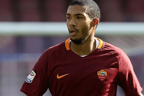 Romalı futbolcu Jesus'a, kendi taraftarından ırkçı saldırı!