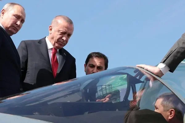 Savunma Sanayii Başkanı: Rusya'nın Su-57 teklifi için masaya oturduk