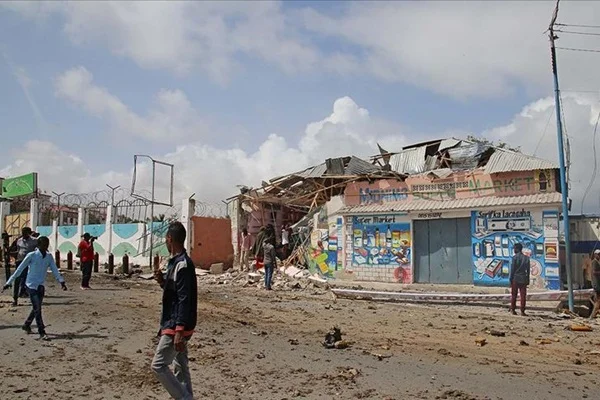 Somali'de başbakanın mitingine bombalı saldırı: Ölü ve yaralılar var
