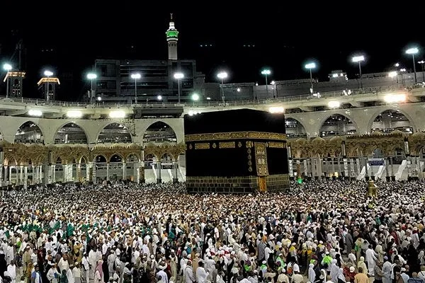 Suudi Arabistan'dan vize fiyatlarında değişiklik