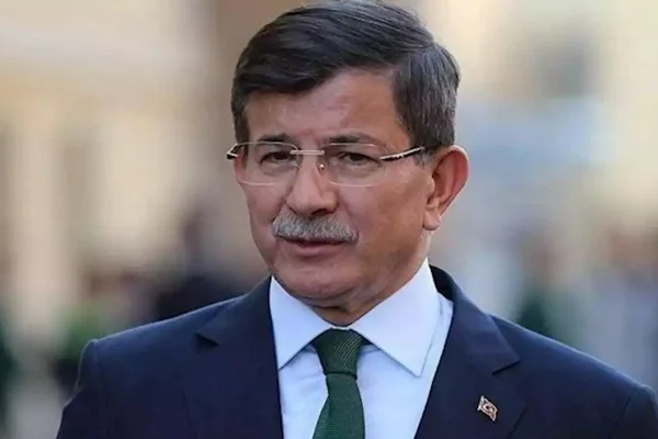 Tebligat Davutoğlu'na ulaştı