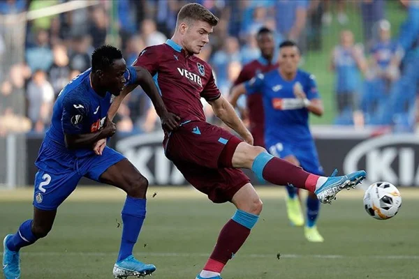 Trabzonspor Avrupa Ligi'ne mağlubiyetle başladı