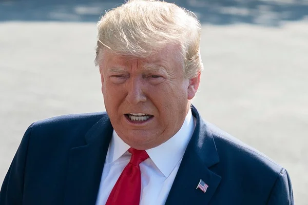 Trump'tan İran'a yaptırım