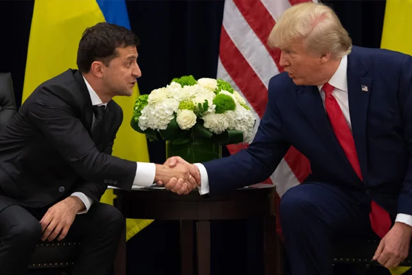 'Trump-Zelenskiy görüşmesinin ihbarcısı CIA görevlisi'