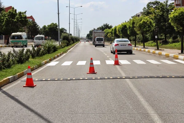 20 bin yaya geçidinde 2 saat nöbet tutulacak