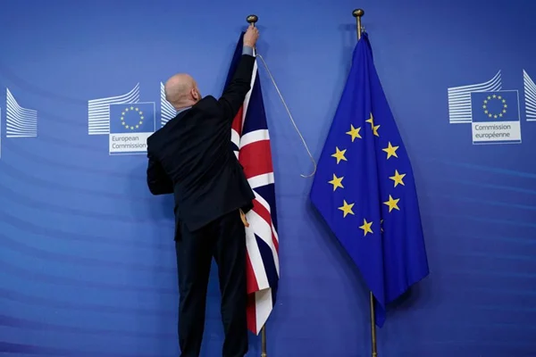 AB anlaştı: Brexit ertelenecek ama tarih belli değil