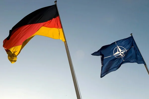 Almanlar, Soçi Mutabakatı'nı geçersiz kılmak için NATO'yu devreye sokmak istiyor!
