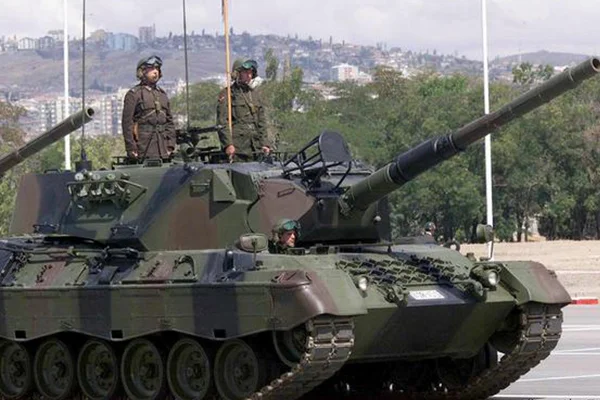 Almanya, Türkiye'ye silah satışını durdurduğunu açıkladı