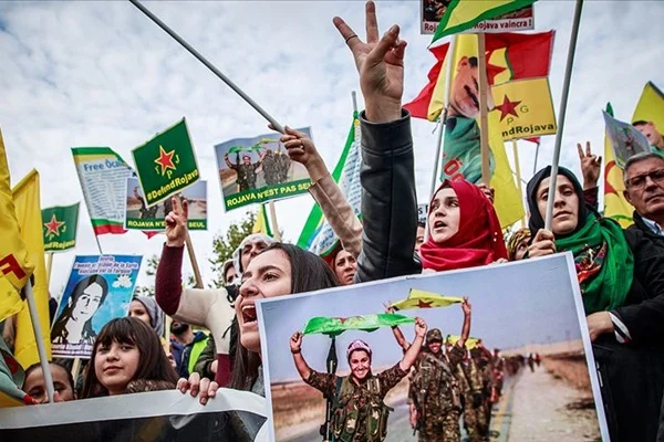 Avrupa'nın reddettiği 'YPG-PKK bağlantısı' kendi sokaklarında
