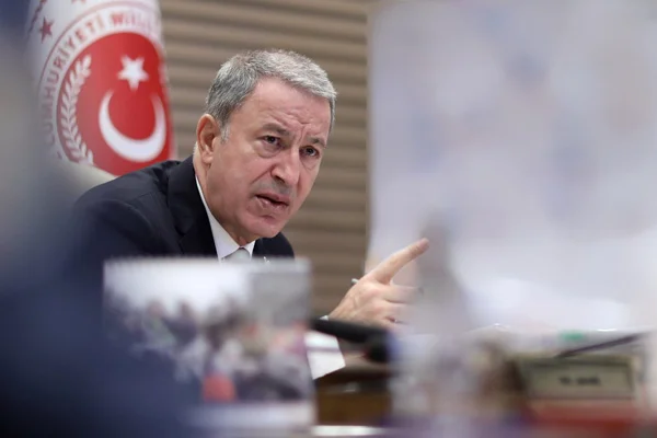 Bakan Akar'dan ''ABD üssü'' iddialarına yanıt