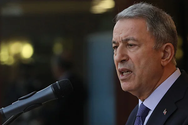 Bakan Akar'dan ABD'ye YPG tepkisi
