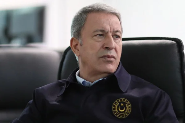 Bakan Akar: Patriot olmuyorsa, Siper'i yapıyoruz