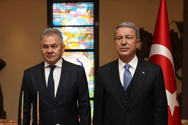 Bakan Akar: Rusya Savunma Bakanı Şoygu ile yapıcı bir görüşme yaptık
