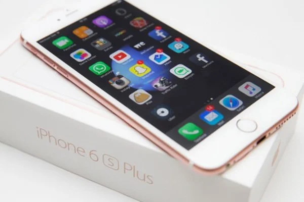 Bazı iPhone modelleri ücretsiz tamir edilecek
