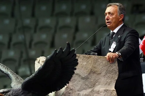 Beşiktaş'ın yeni başkanı Ahmet Nur Çebi