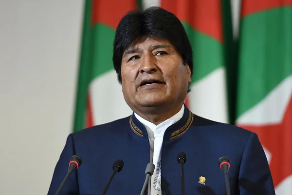 Bolivya'da Morales ilk turda seçilemedi