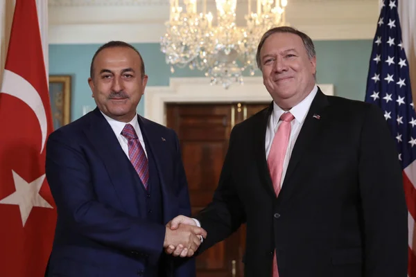 Çavuşoğlu ile Pompeo'dan ''Barış Pınarı'' görüşmesi