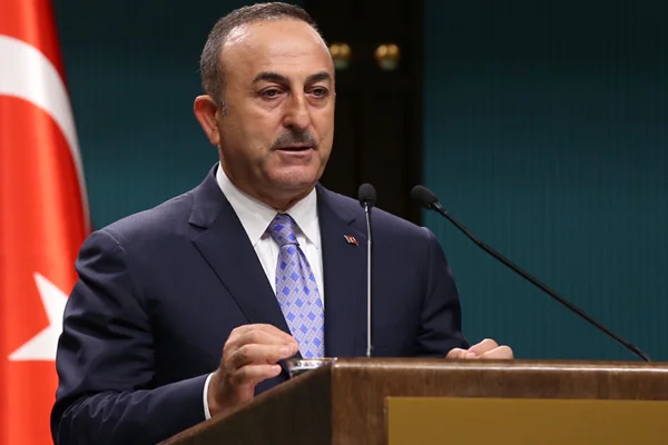 Çavuşoğlu: YPG'nin Kobani ve Menbiç'ten çekilmesini Rusya ile görüşeceğiz