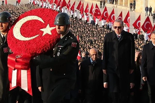 Erdoğan'dan Anıtkabir defterine 'Barış Pınarı' mesajı