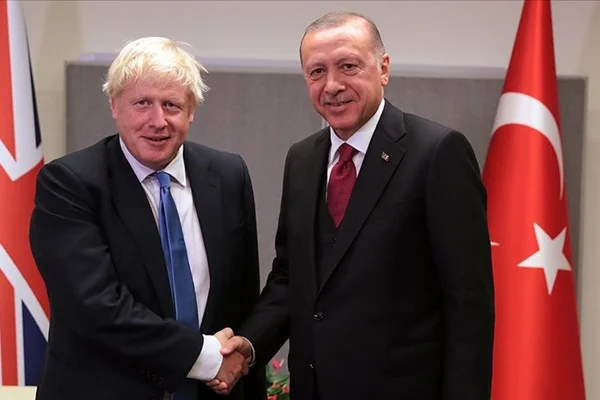 Erdoğan, Johnson ile telefonda görüştü